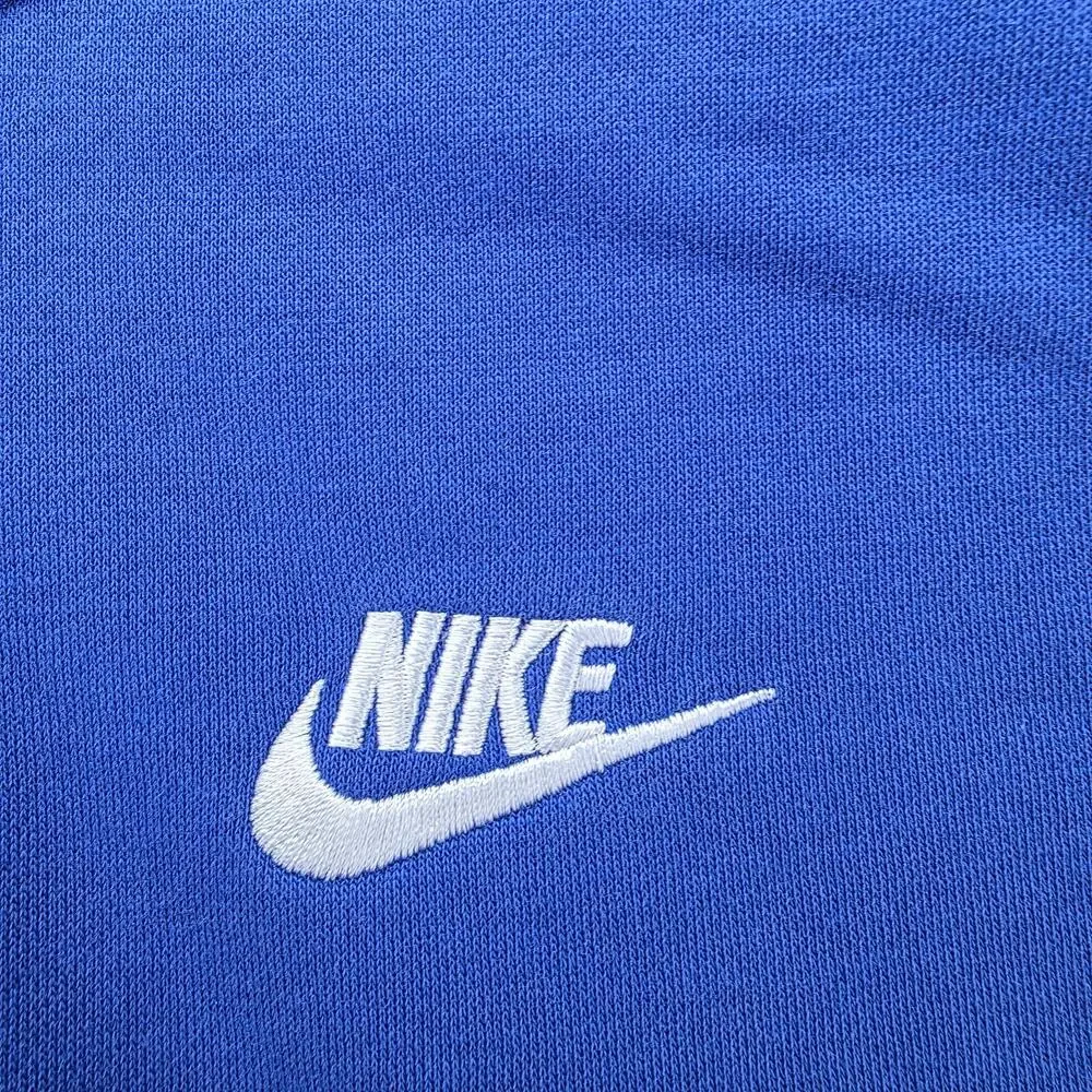 Nike Hoodie Mens M Blue Pullover Hooded Pockets Lined Embroidered DQ5793-480